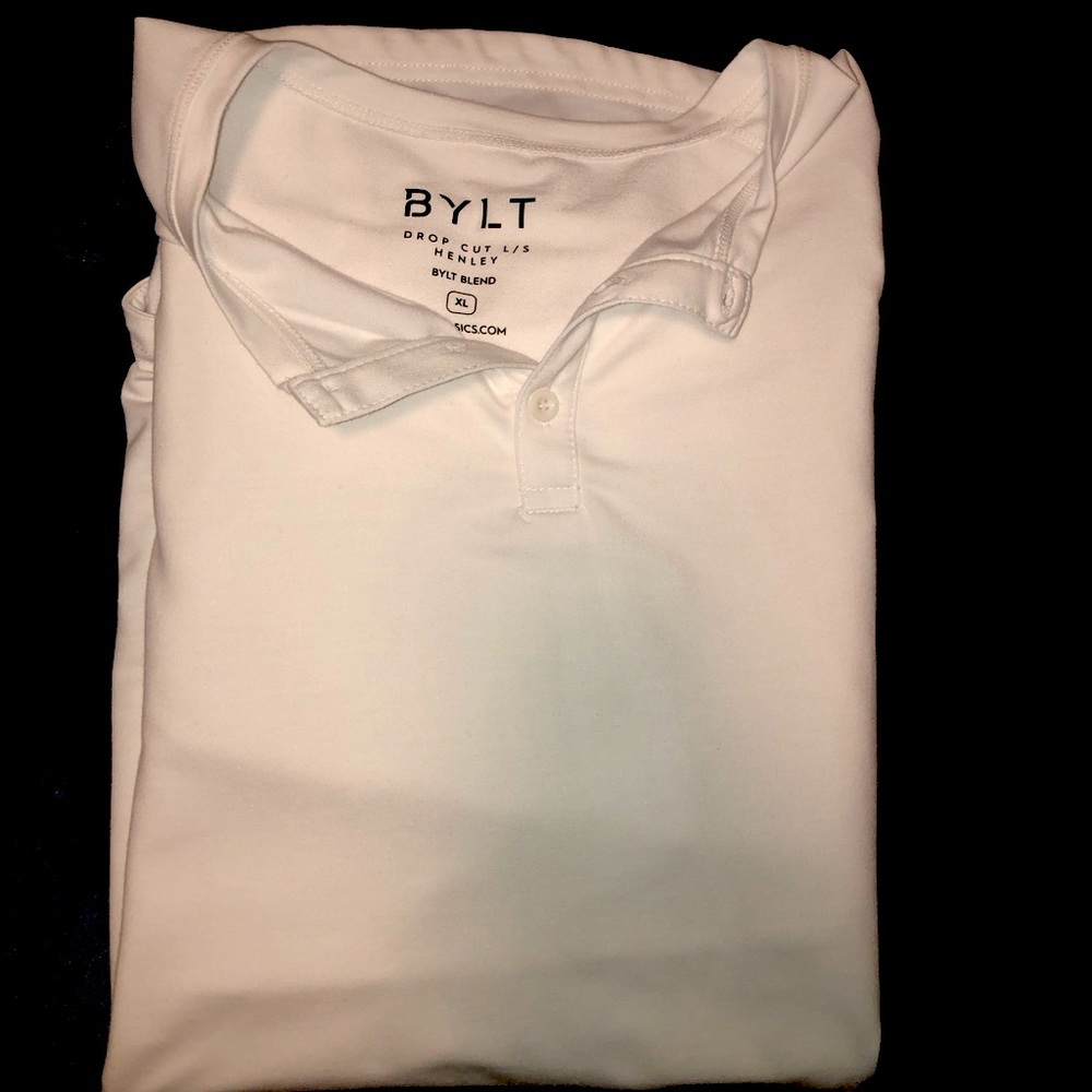 BYLT Basics Drop cut Henley size XL.